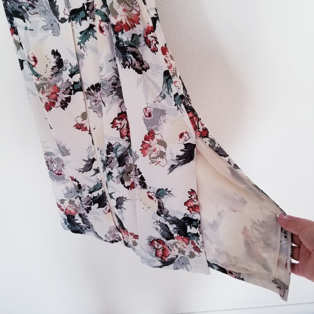 Aritzia Wilfred floral midi wrap dress - Picture 5 of 11